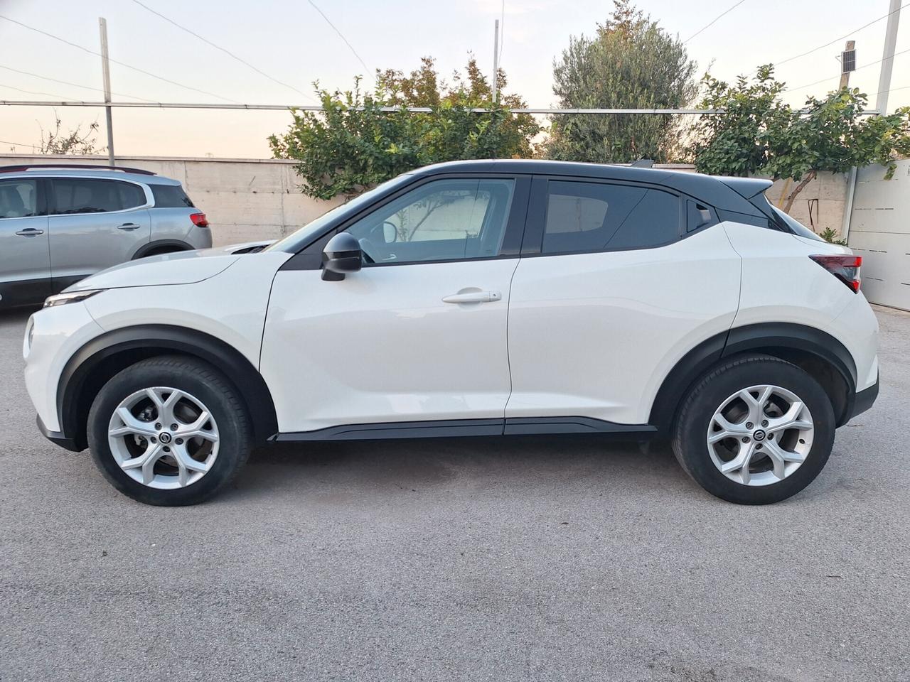 Nissan Juke N-CONNECTA 1.0 DIG-T 117cv AUTOMAT. NAV+RETROCAM. 2022
