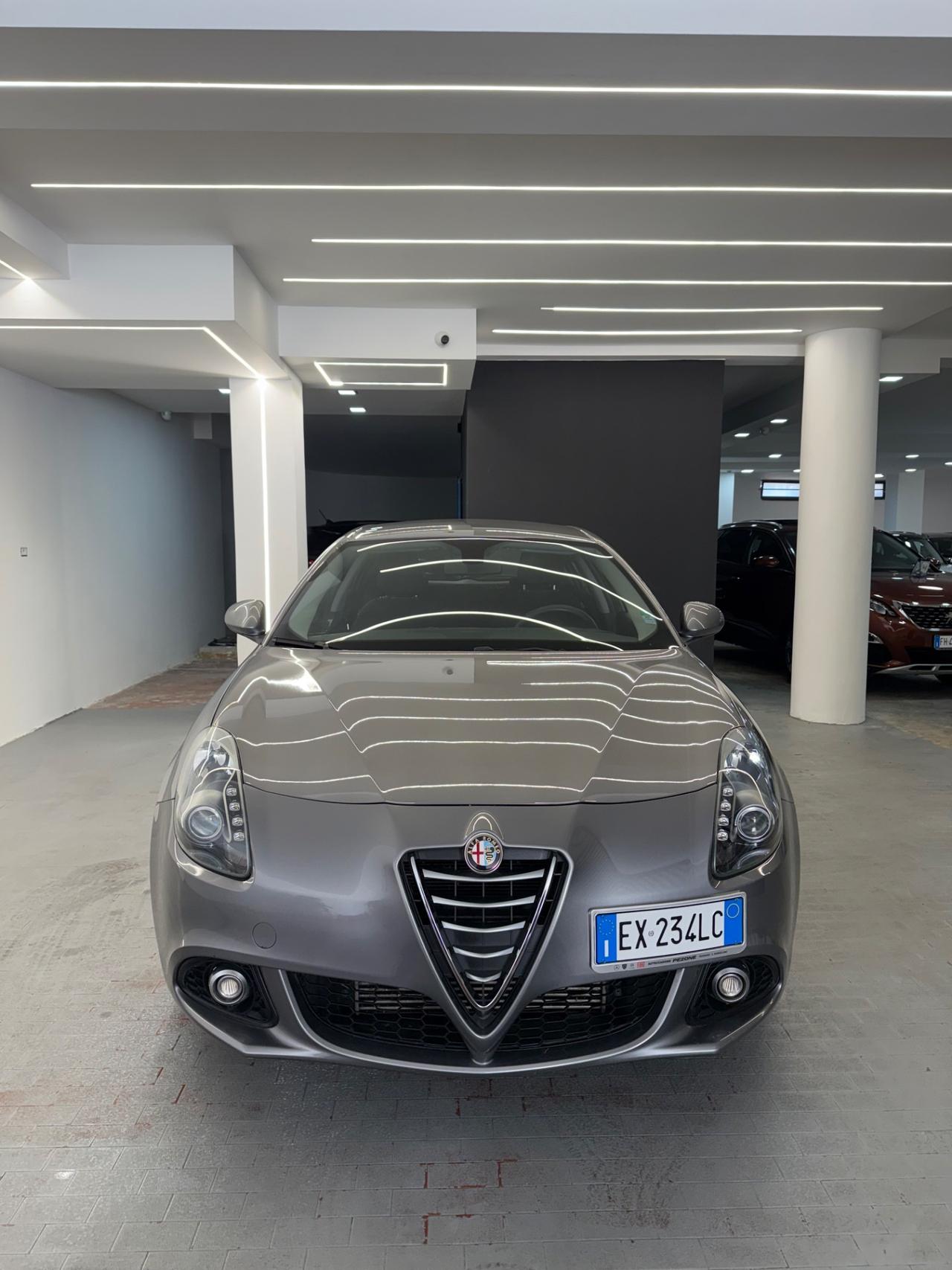 Alfa Romeo Giulietta 1.6 JTDm-2 105 CV Distinctive