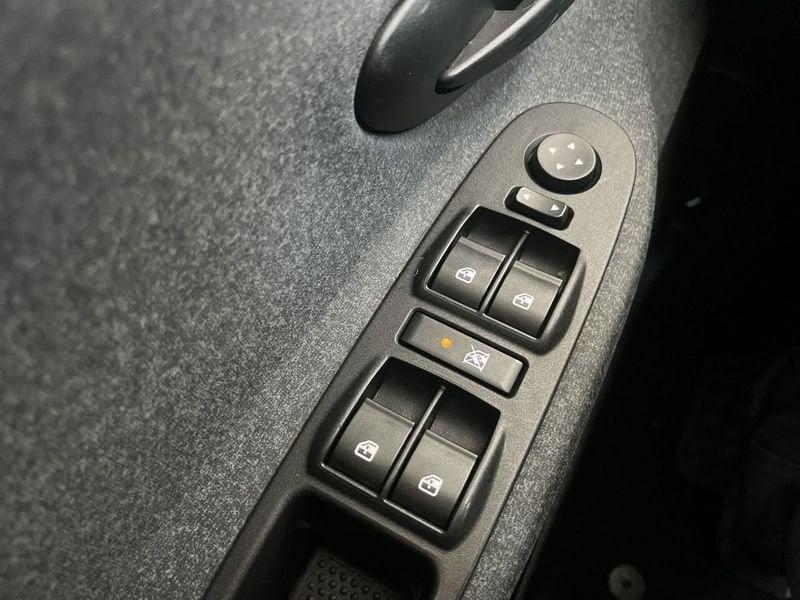 Lancia Ypsilon Ypsilon 1.0 firefly hybrid Silver s&s 70cv - PROMO SIRONIAUTO+