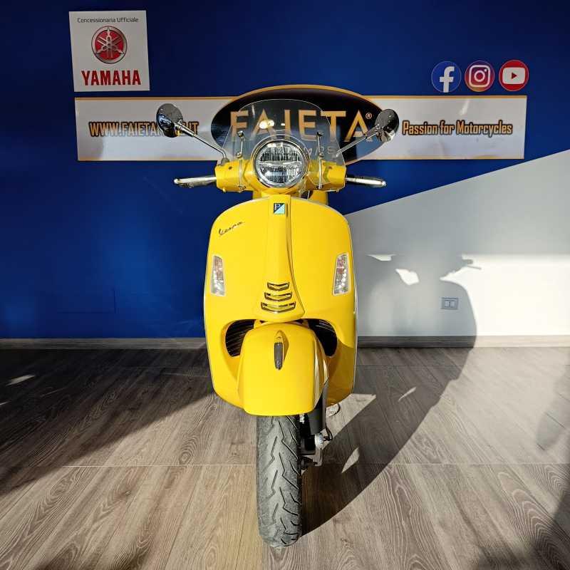 Vespa GTS 125 Super - 2021