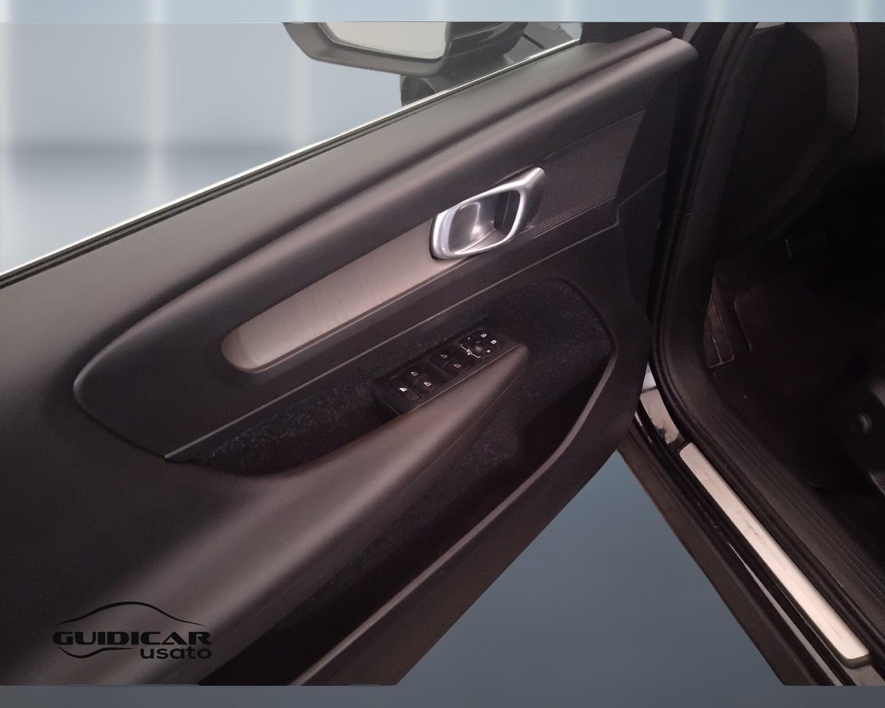VOLVO XC40 - XC40 2.0 d3 Inscription geartronic my20