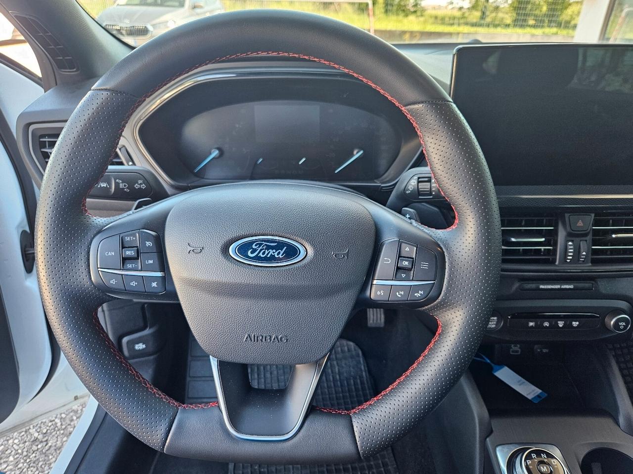 Ford Focus 1.5 EcoBlue 115 CV automatico SW ST-Line
