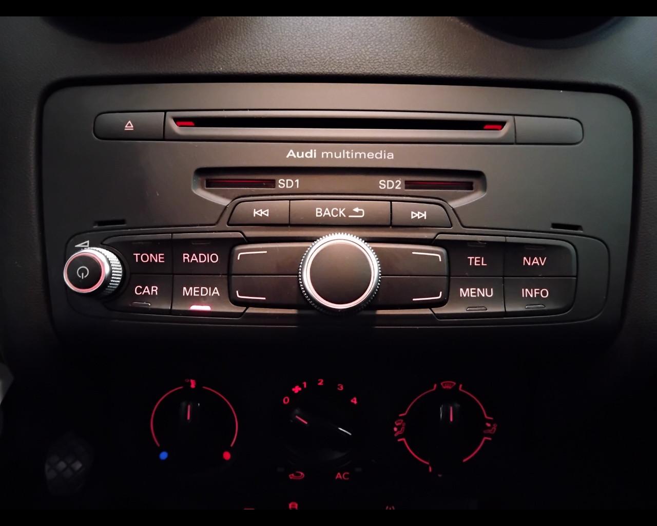 AUDI A1 I 2010 Sportback - A1 Sportback 1.6 tdi Attraction 90cv