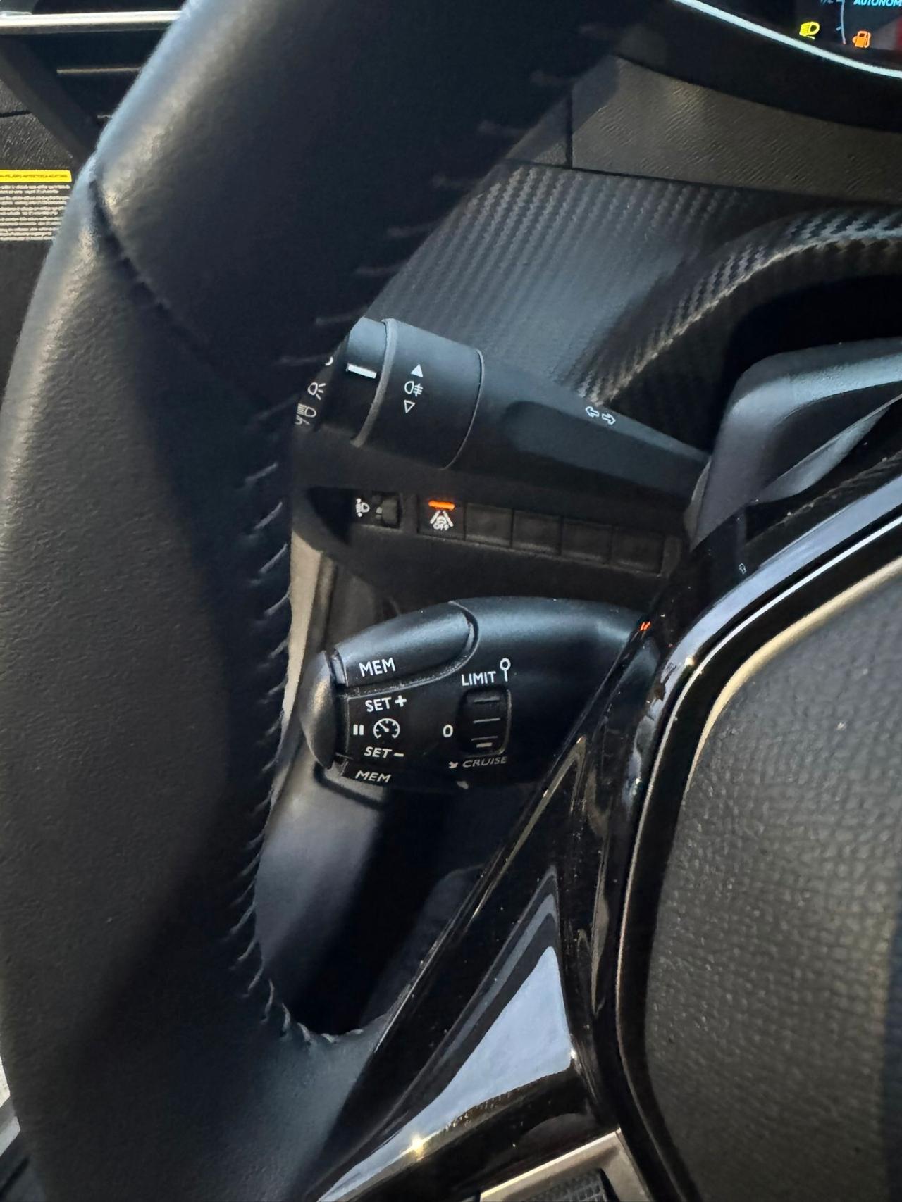 Peugeot 208 100cv BlueHDi Allure Pack