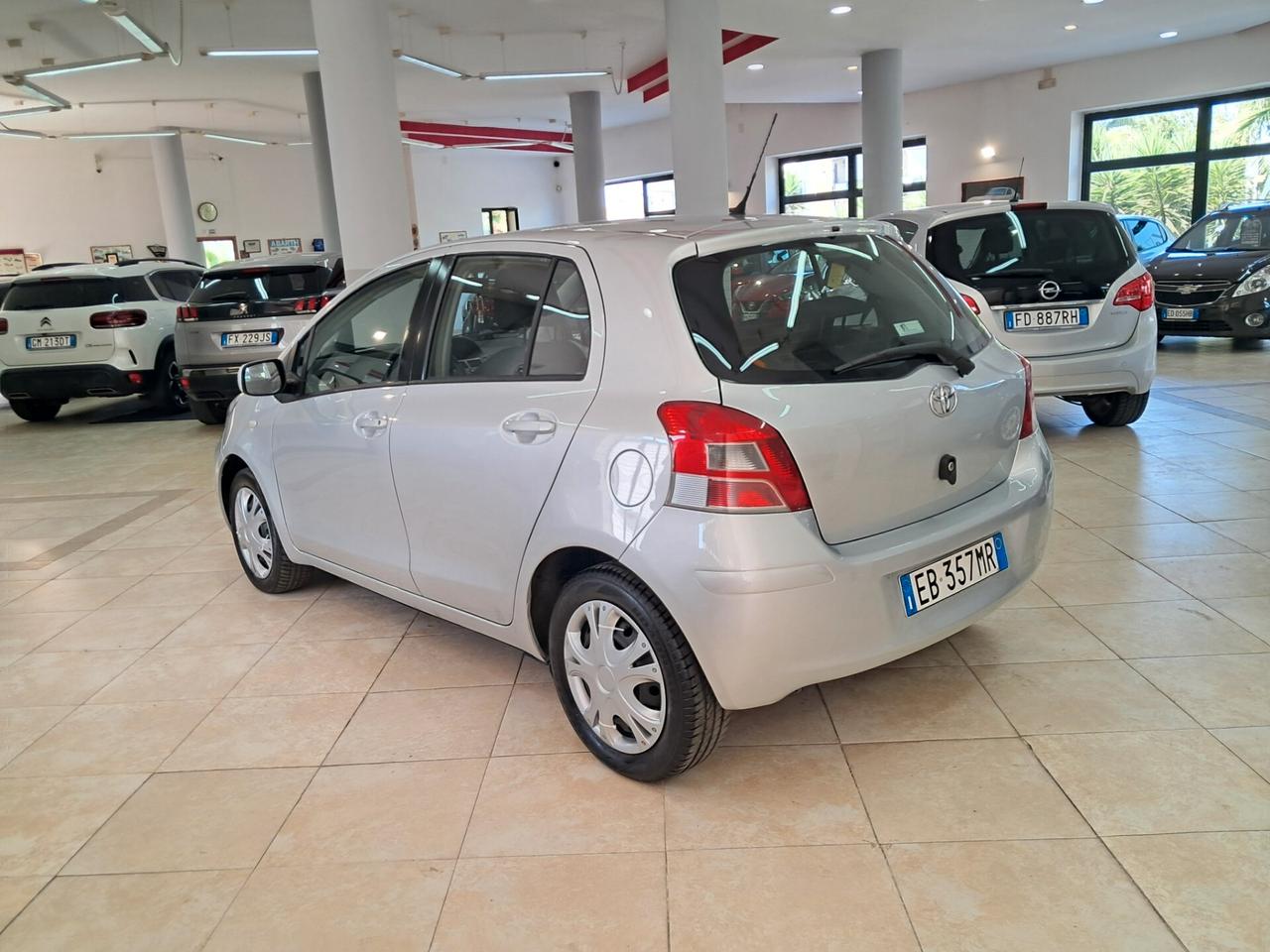 Toyota Yaris 1.0 5 porte Sol GPL
