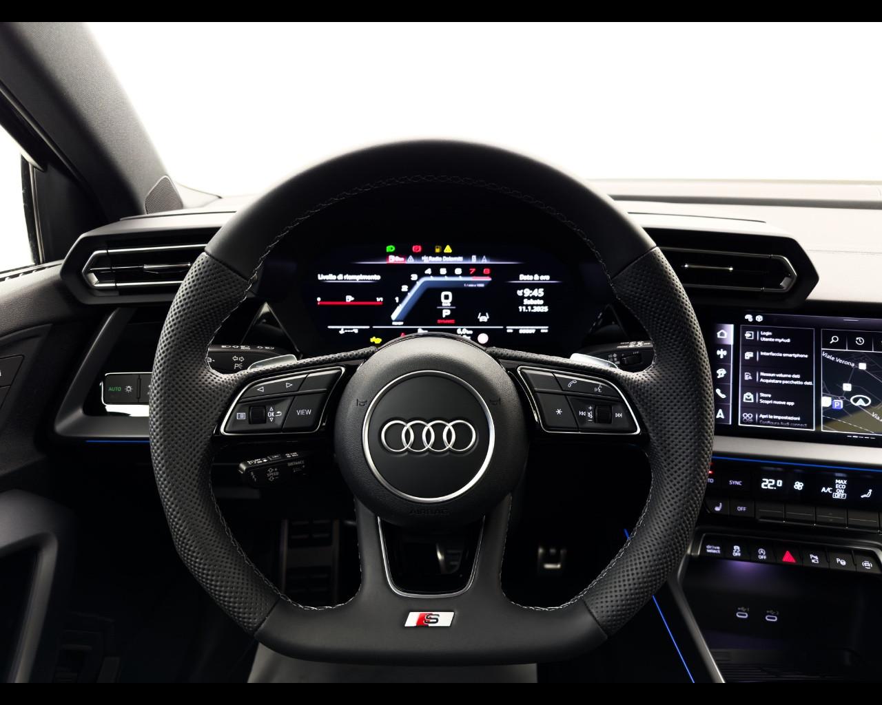 AUDI S3 SPB TFSI 333 CV quattro S tronic