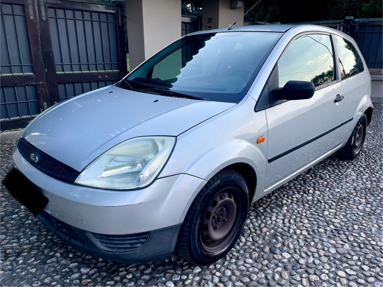 Ford Fiesta 1.2 16V *NEOPATENTATI*