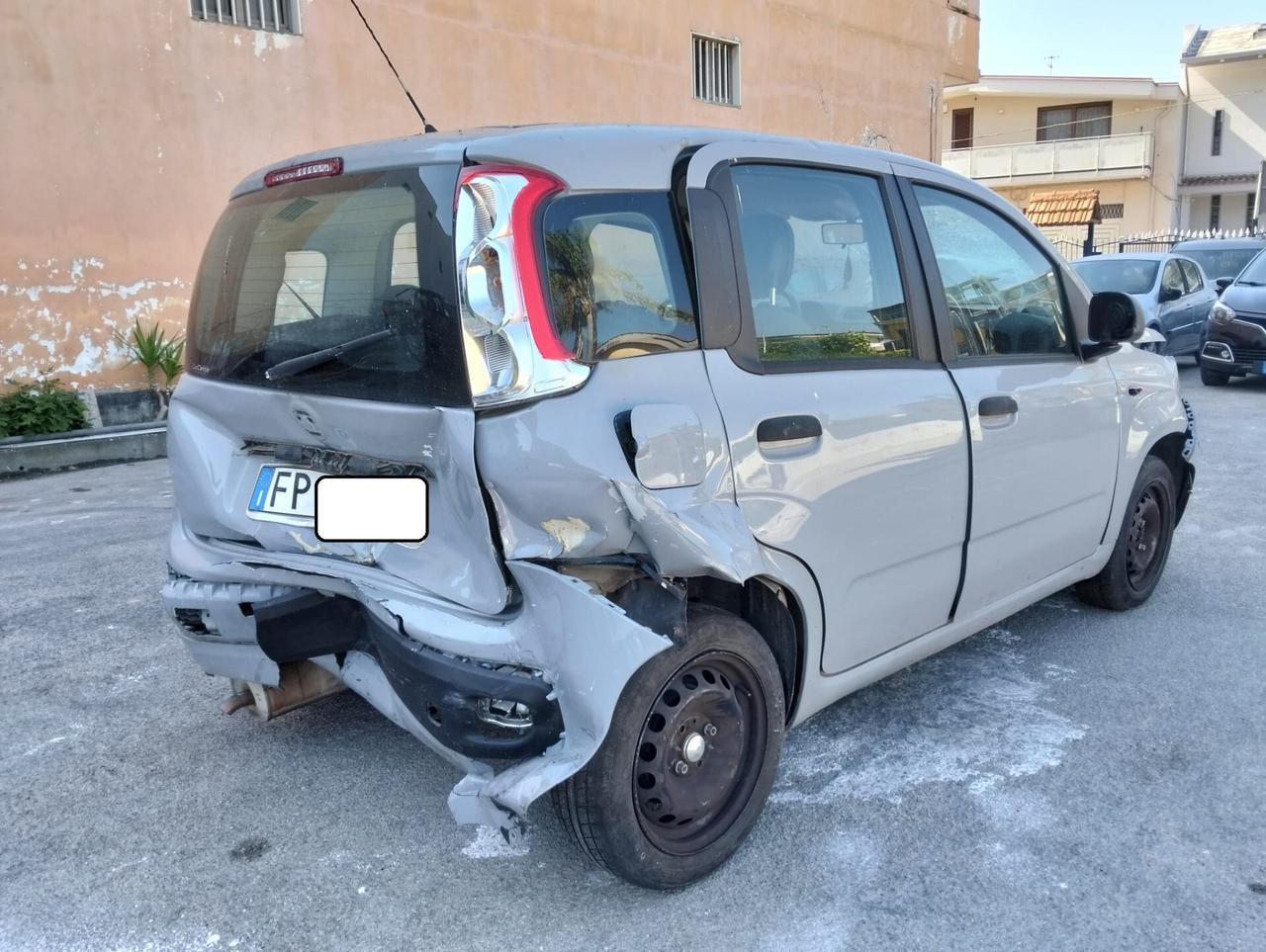 Fiat Panda 1.2 Lounge 2018 SINISTRATA