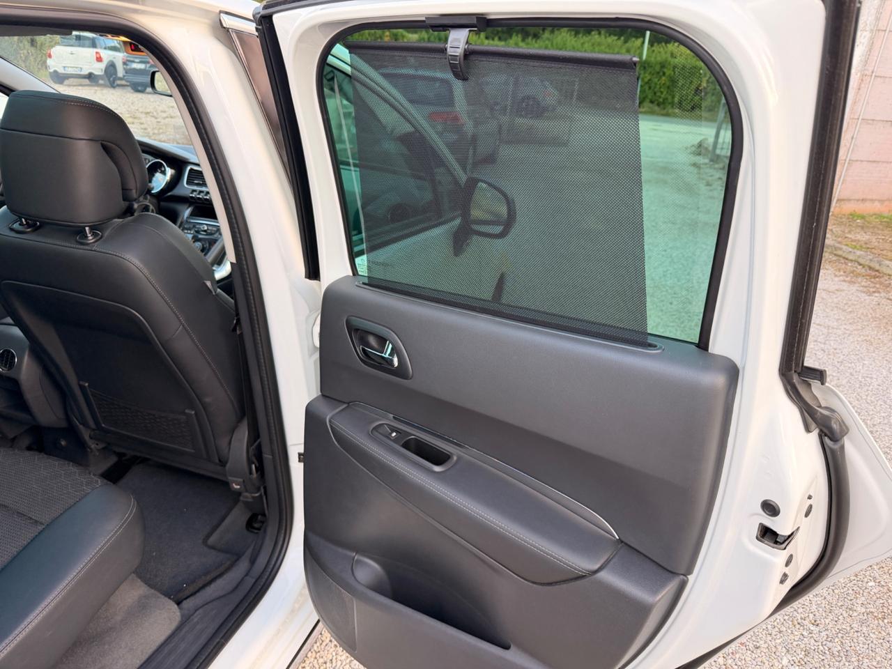 Peugeot 3008 BlueHDi 120 S&S Allure