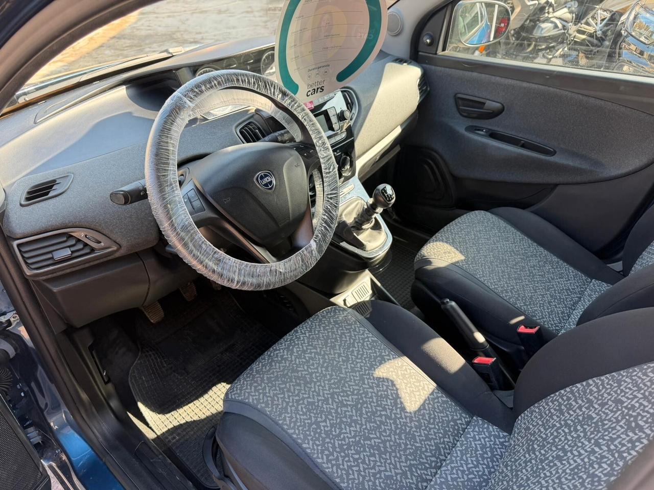 Lancia Ypsilon 1.0 FireFly 5 porte S&S Hybrid Ecochic A. Ferretti