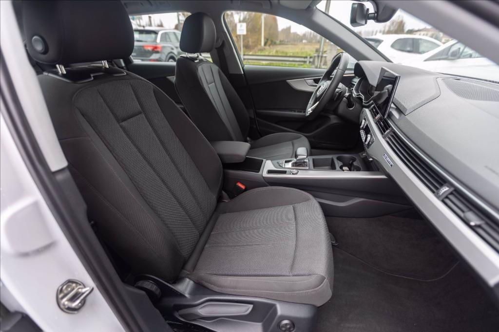 AUDI A4 Avant 40 2.0 tdi mhev Business Advanced quattro 204cv s-tronic del 2022