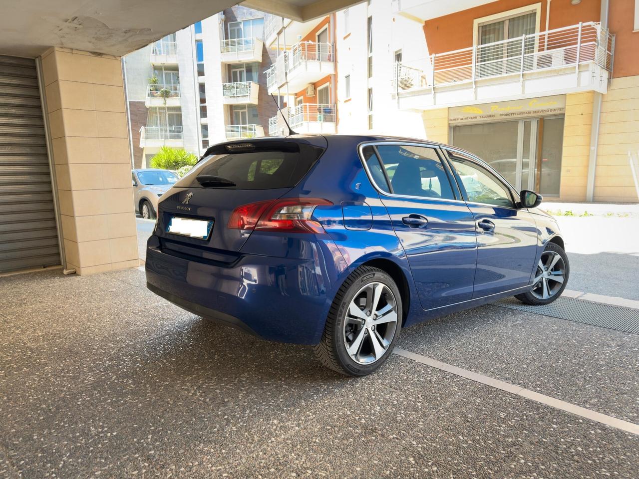 Peugeot 308 1.5 BlueHDi 130 cv S&S GT Line