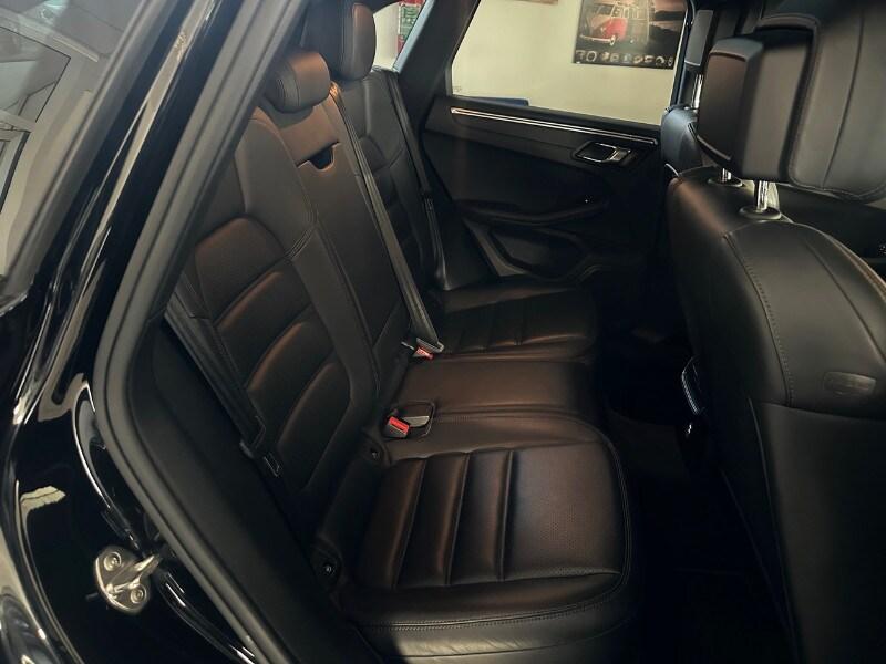 PORSCHE Macan 1ªs. '13-'25 Macan 2.0