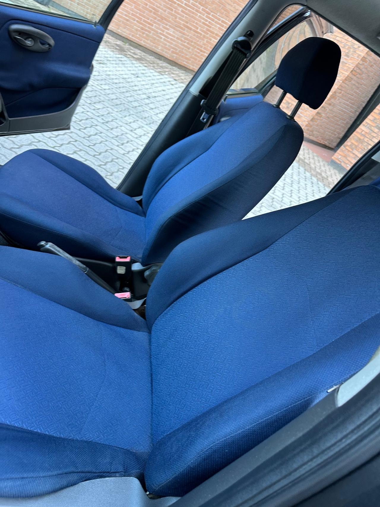 Fiat Punto 1.2i cat 5 porte ELX