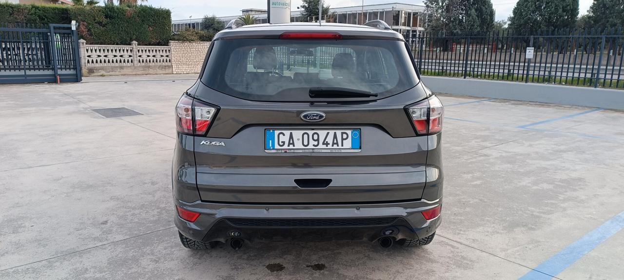 Ford Kuga 2.0 TDCI 120 CV S&S 2WD ST-Line