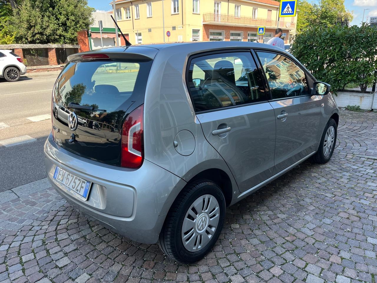 Volkswagen up! 1.0 5p. eco move BlueMotion Technology