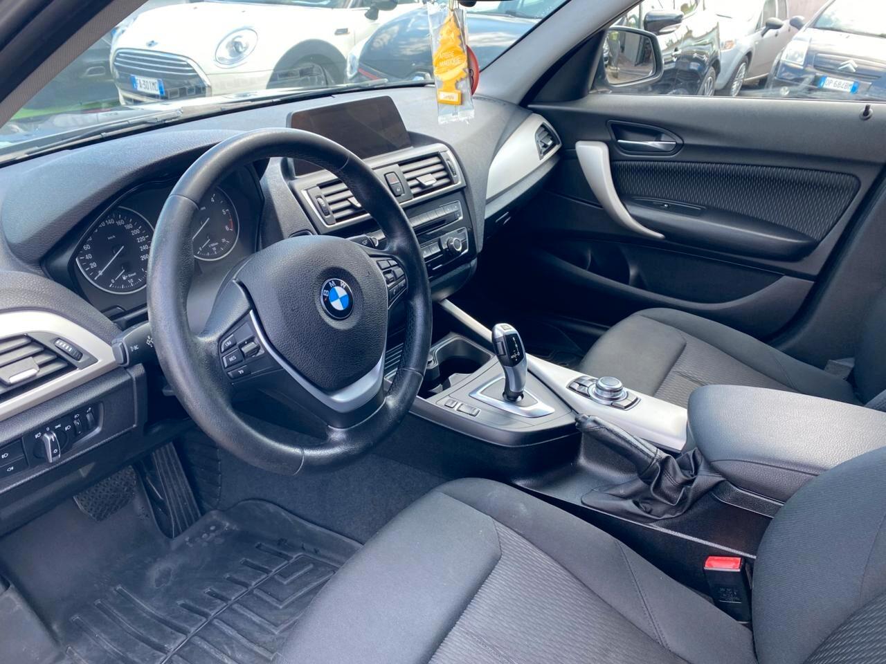 Bmw 118 118d 5p. Urban