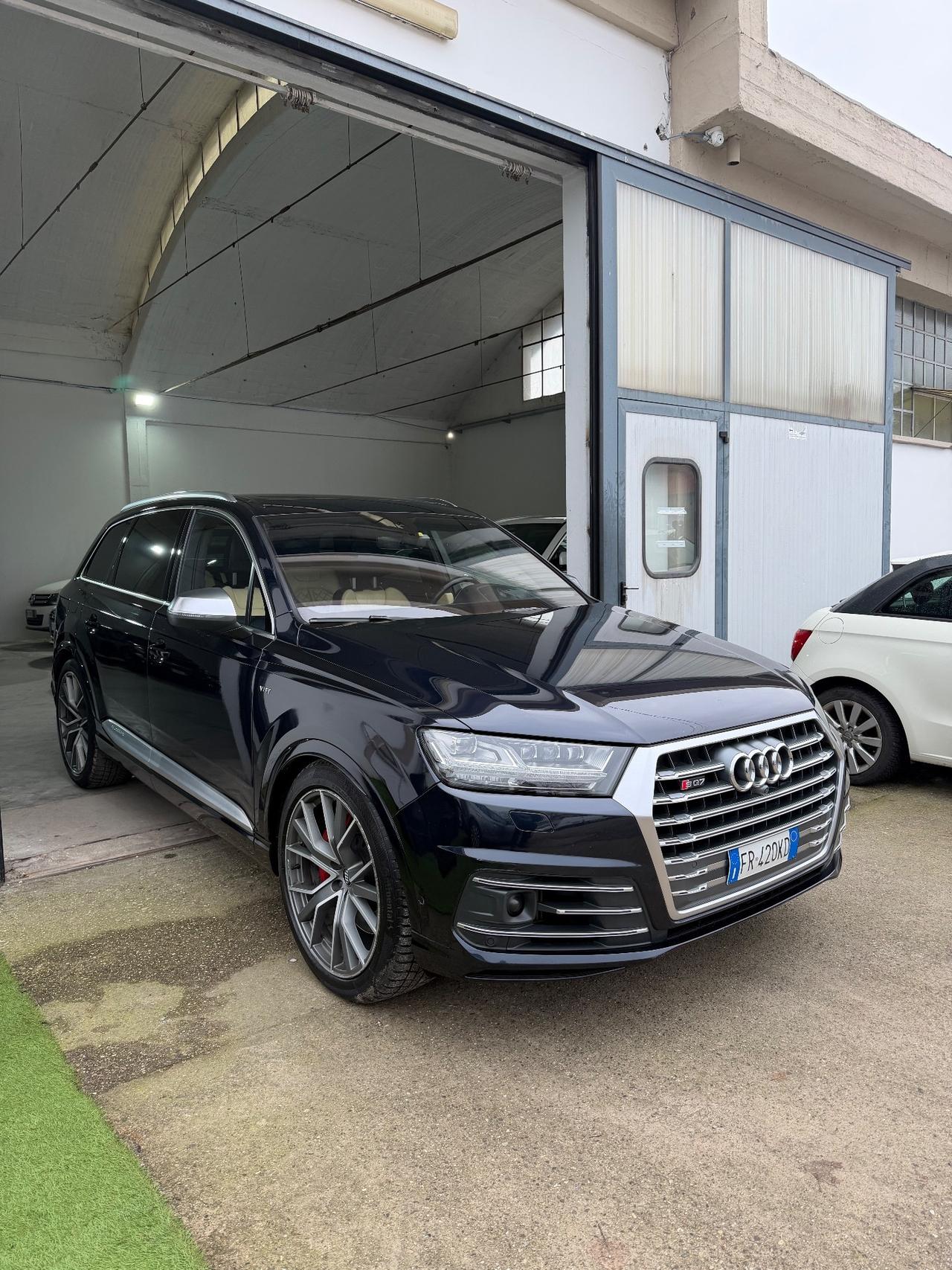 Audi Q7 SQ7 4.0 V8 TDI quattro tiptronic Business Plus