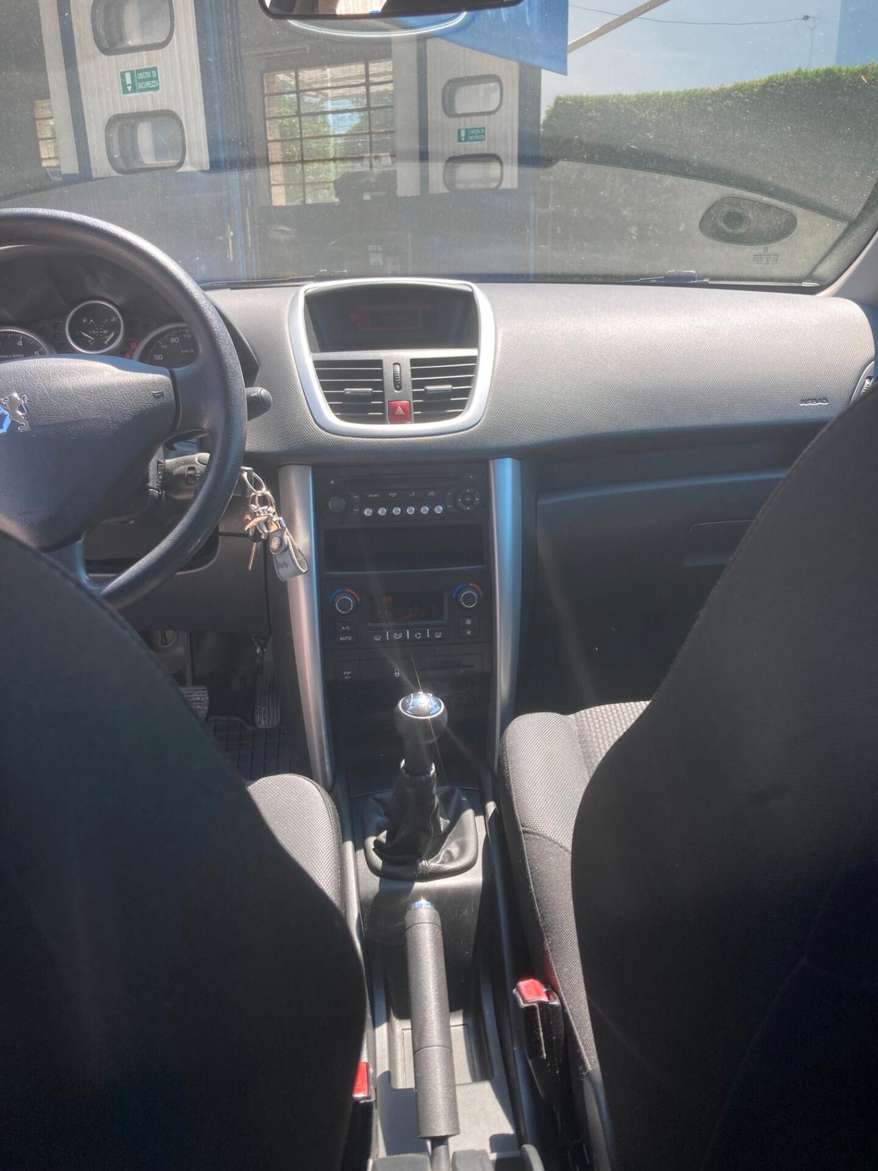 Peugeot 207 Plus 1.4 8V 75CV 5p. ECO GPL