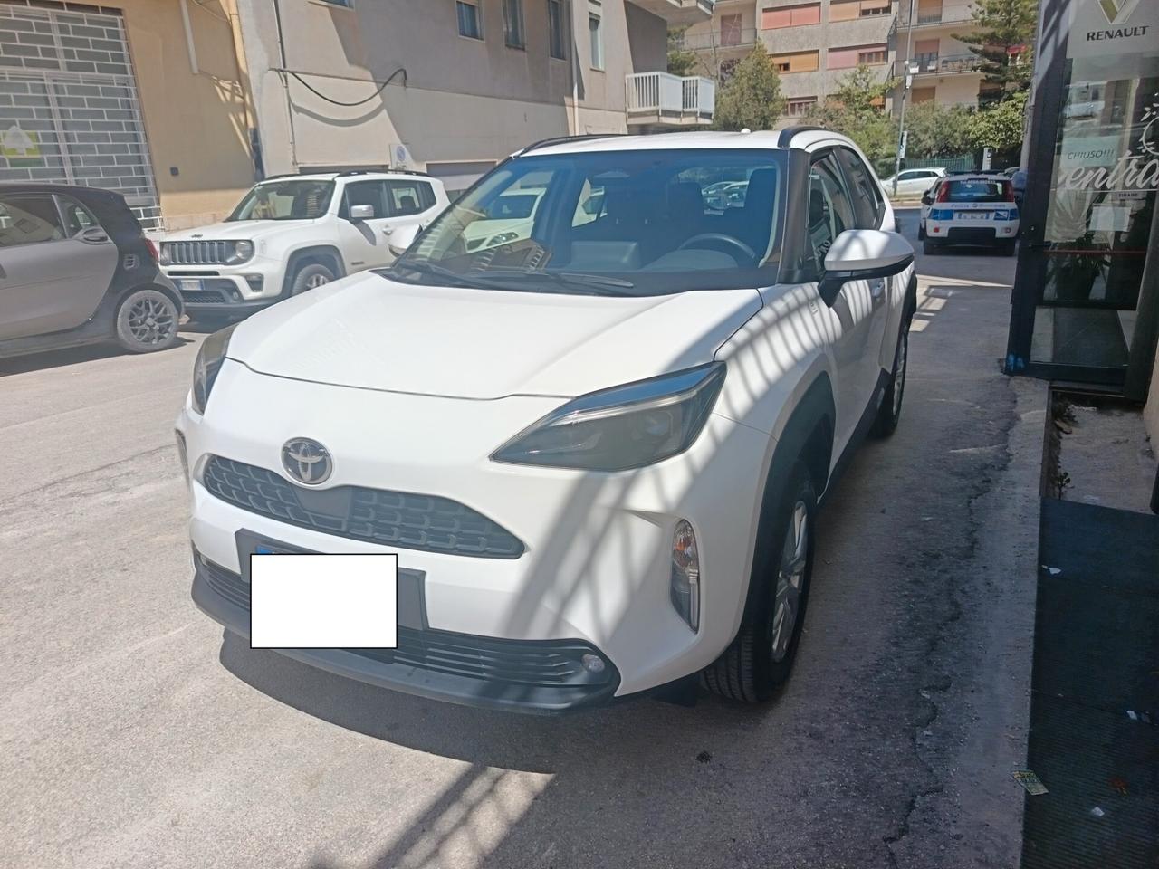 Toyota Yaris Cross 1.5 Full Hybrid 5p. km 32000