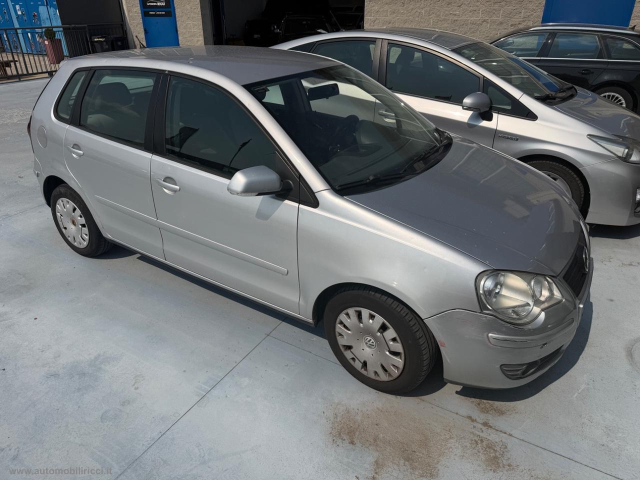 VOLKSWAGEN Polo 1.4 16V 80CV 5p. Comfort. BiFuel G GRANDINATA, PER COMMERCIANTI