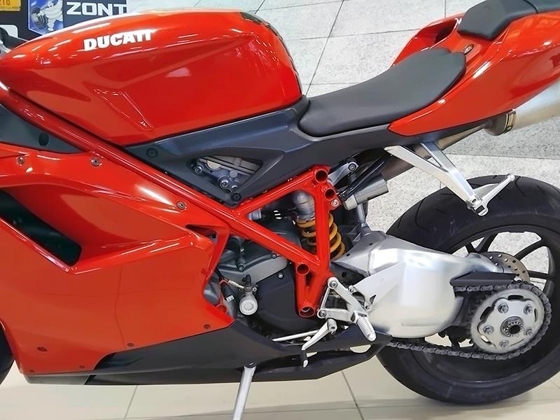 Ducati 848 Evo
