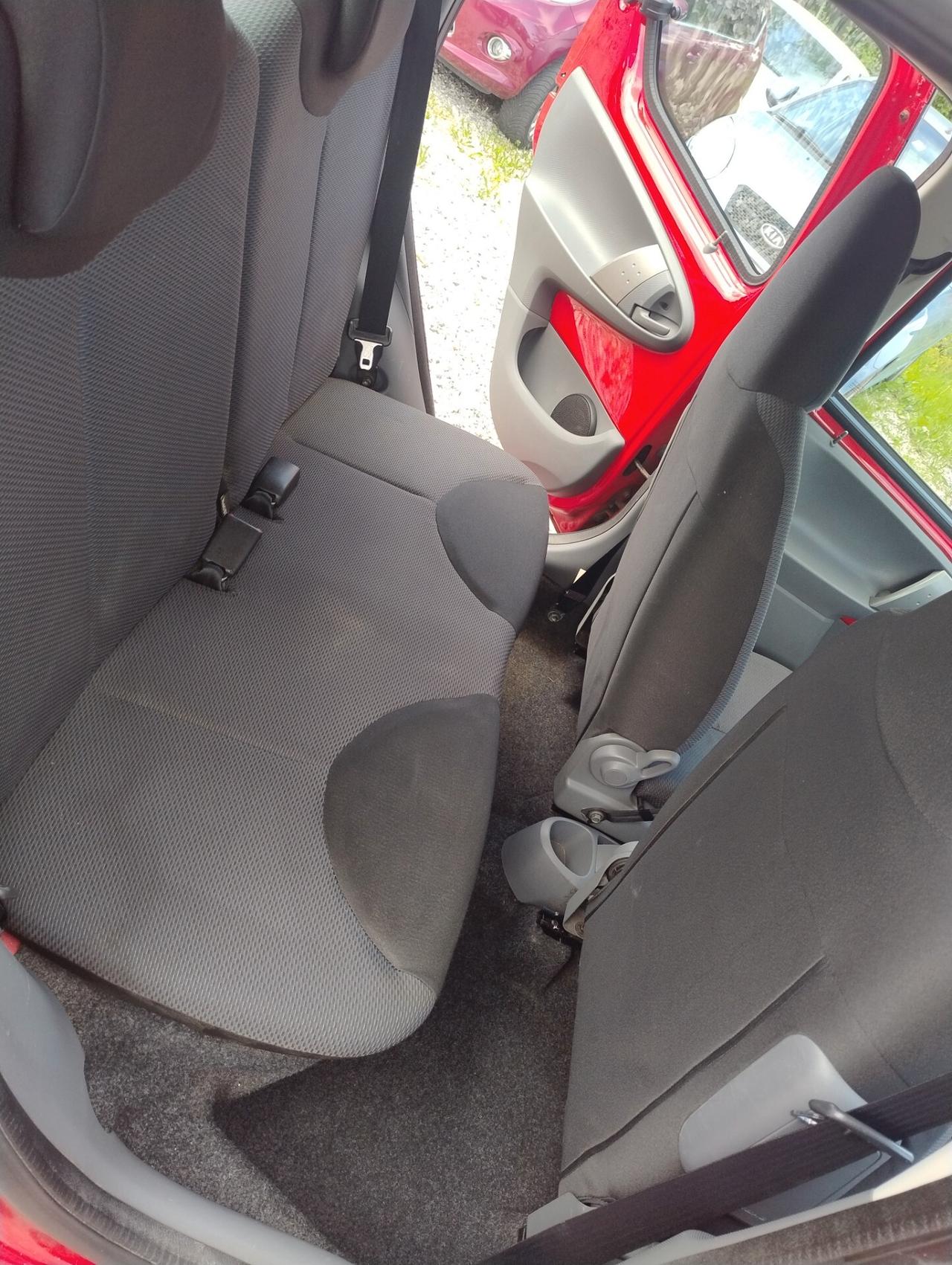 Toyota Aygo 1.0 12V VVT-i 5 porte Sol