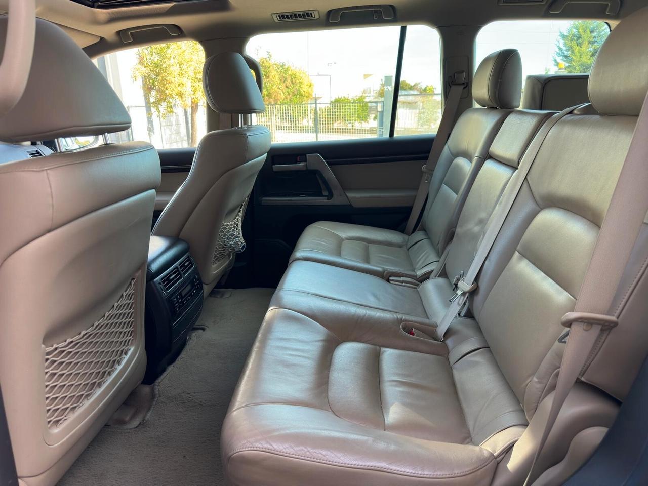 Toyota Land Cruiser V8 4.5 D4-D 7 posti