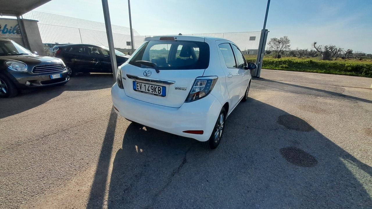 Toyota Yaris 1.4 D-4D 5 porte Lounge