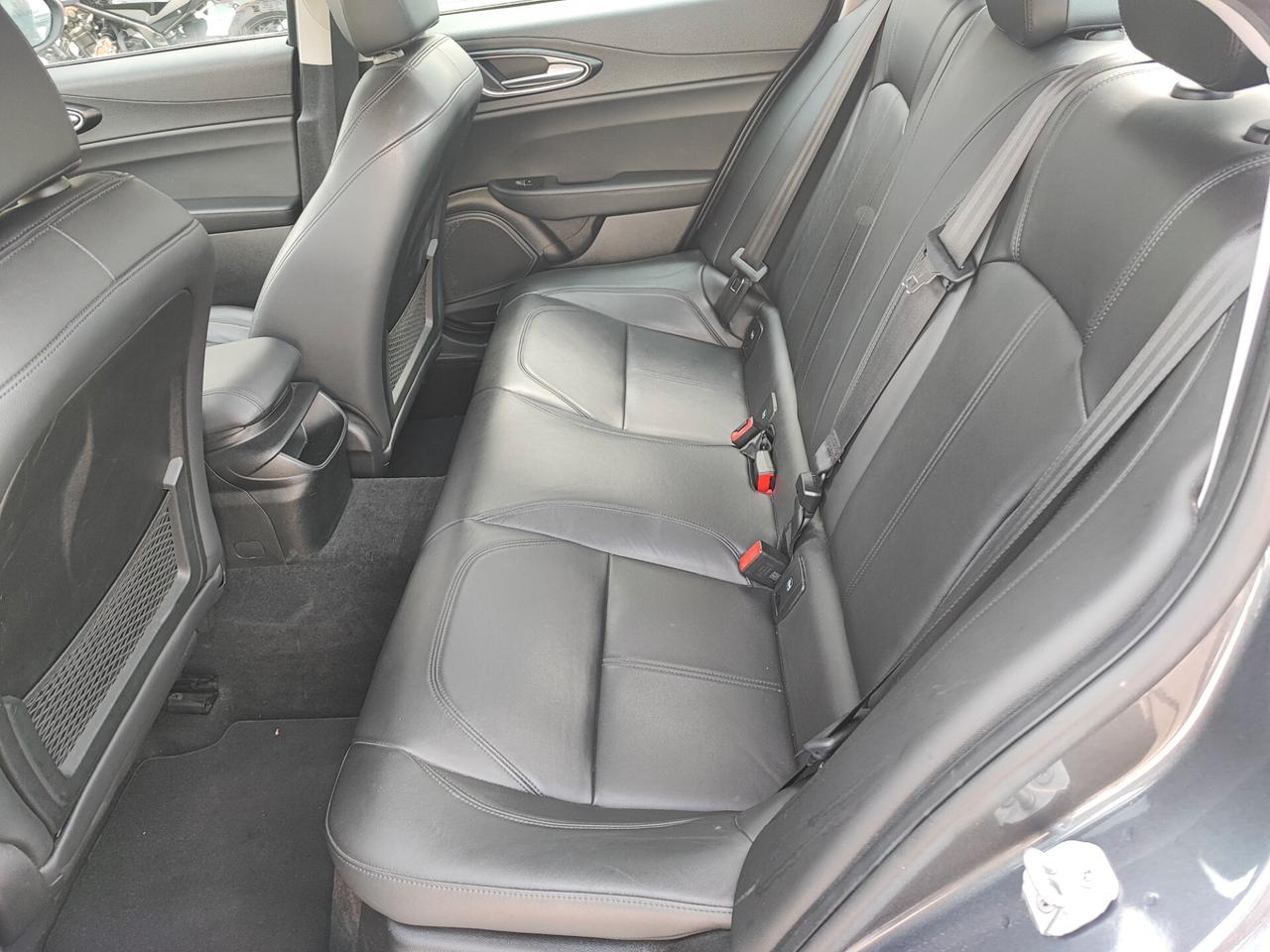 Alfa Romeo Giulia 2.2 Turbodiesel 150 CV Business