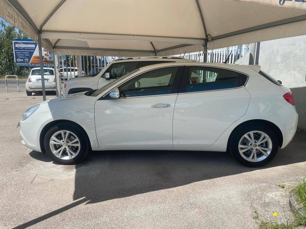 Alfa Romeo Giulietta 1.6 JTDm-2 105 CV Exclusive