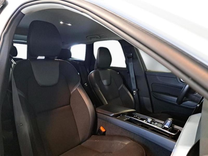 VOLVO XC60 B4 D AWD Geartronic Business Plus