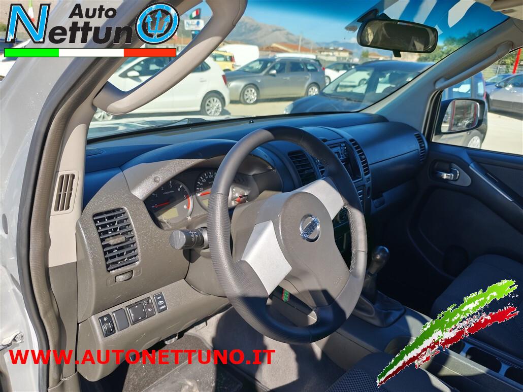 Nissan Navara 2.5 dCi 4 porte Double Cab 4X4 Pickup