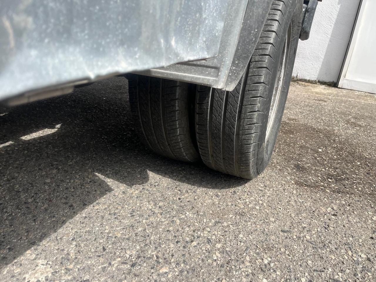 Nissan cabstar E 120 ribalt.-3.0-(leggi bene )-2002