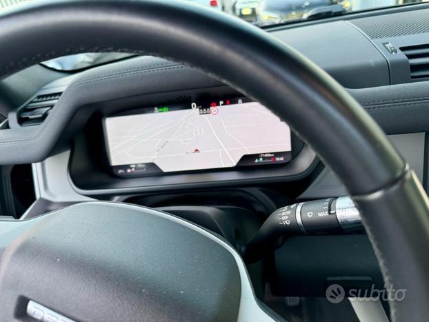 LAND ROVER Defender 110 3.0D I6 250 CV AWD Auto