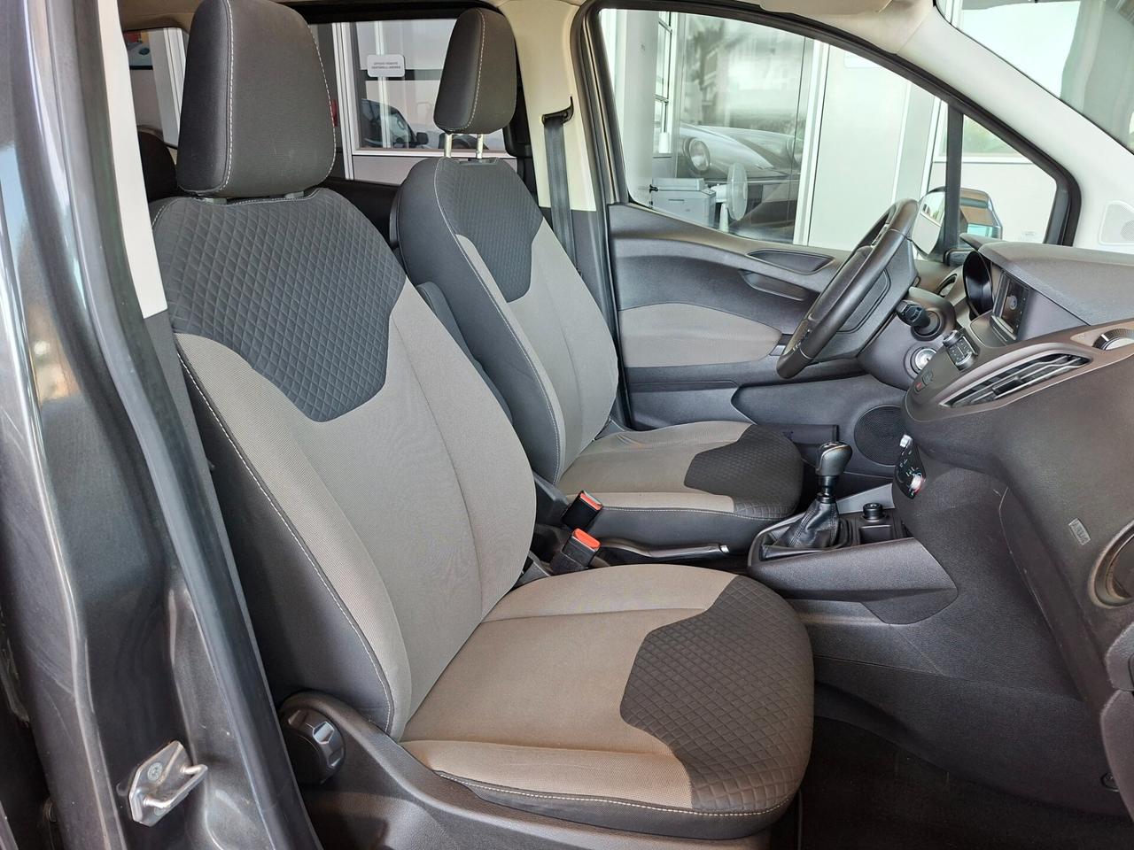 Ford Tourneo Courier 1.0 EcoBoost 100 CV Sport