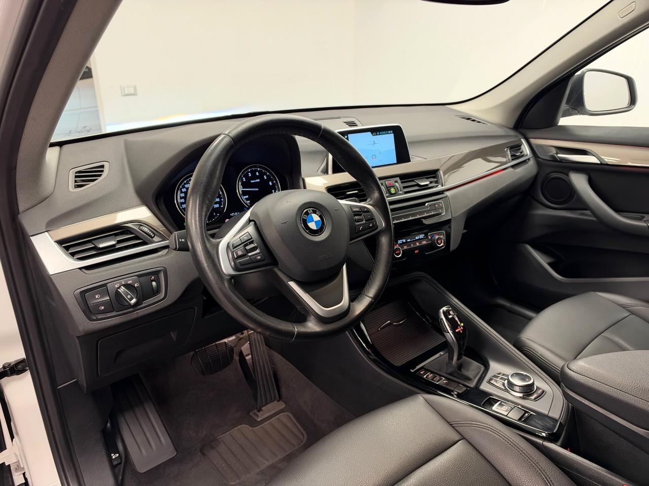 Bmw X1 sDrive20i xLine AUTOMATICO PERLATO KM CERTIFICATI