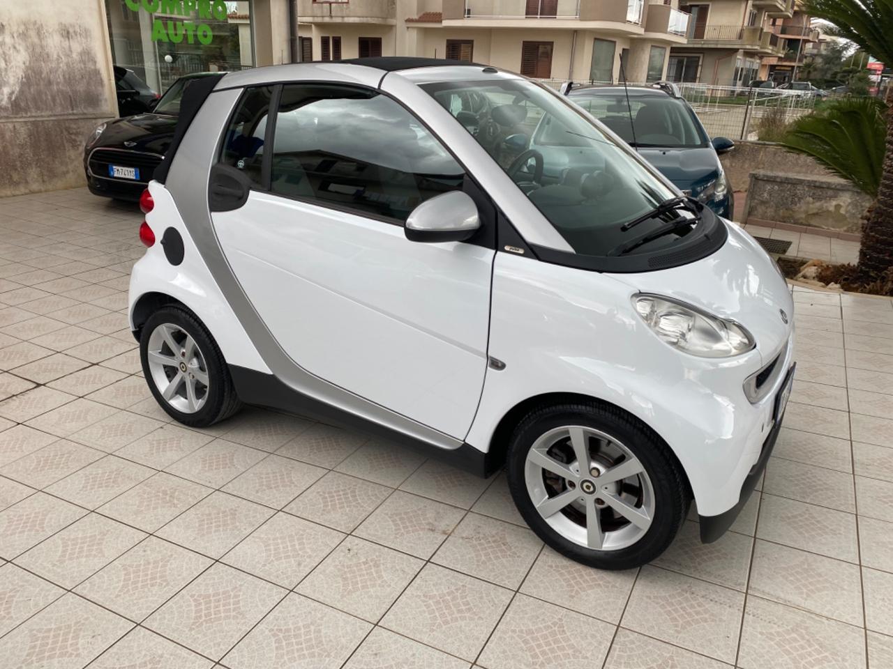 Smart ForTwo 1000 62 kW cabrio pulse