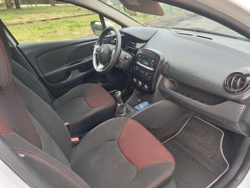 Renault Clio 1.2 75CV GPL 5 porte Live Gomme Nuove NEOPATENTATI