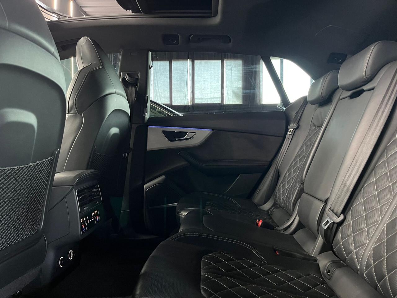 Audi Q8 50 TDI 286 CV quattro tiptronic S-Line TETTO FULL OPTIONAL IVA DEDUCIBILE