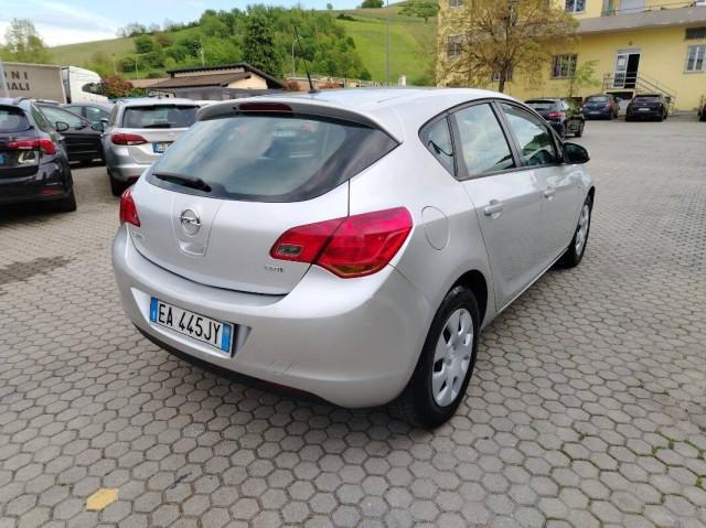 Opel Astra 1.7 cdti Cosmo 110cv