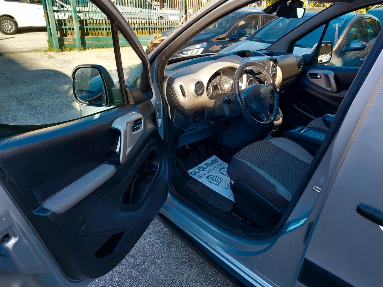 Peugeot Partner Tepee 1.6 HDi 92CV Outdoor "Full Optional "