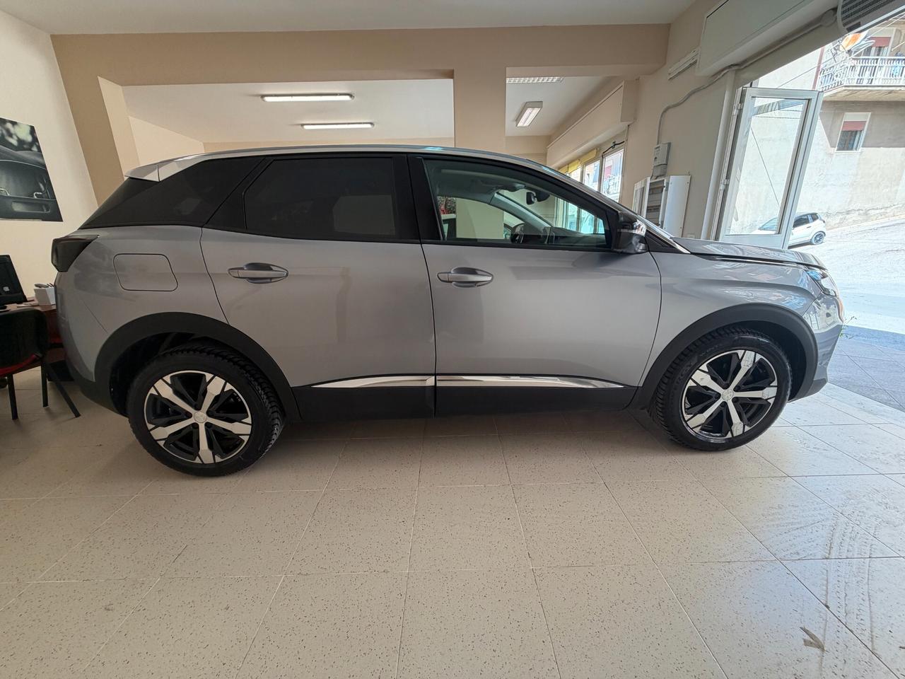 Peugeot 3008 BlueHDi 130 EAT8 S&S Allure Sport