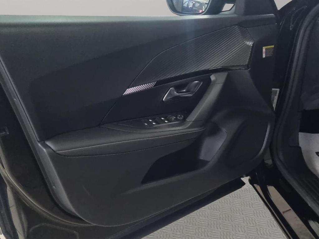 Peugeot 2008 1.2 hybrid Allure 110cv e-dcs6