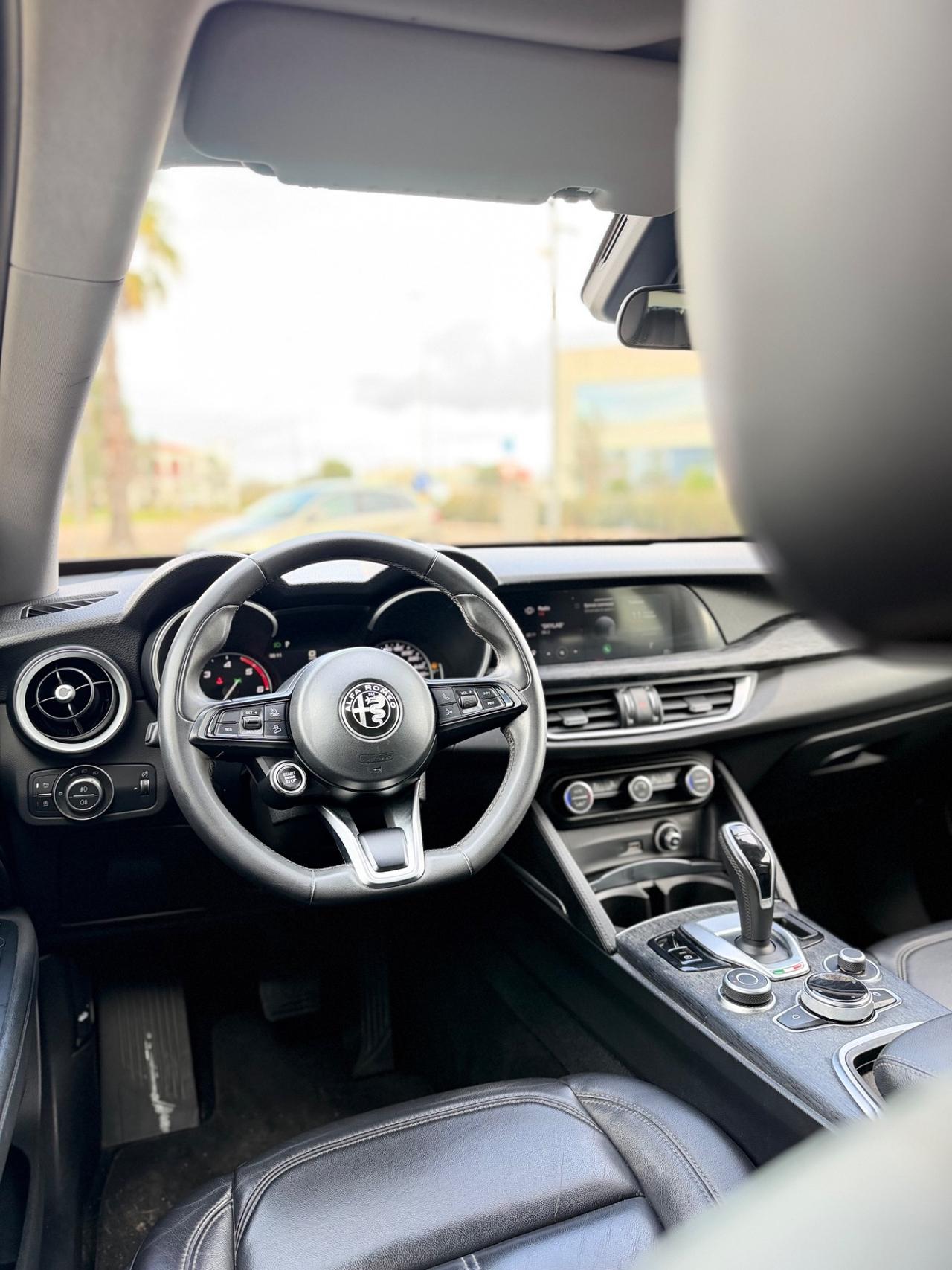 Alfa Romeo Stelvio 2.2 Turbodiesel 160 CV AT8 RWD Business