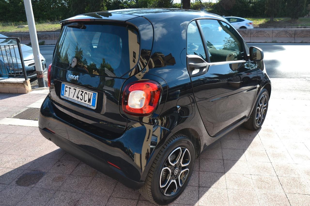 Smart ForTwo 1.0 71CV PASSION AUTOMATICA ***PREZZO REALE****