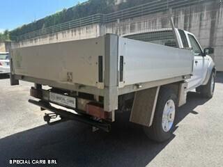 Nissan NP300 2.5 Dci King Cab Gancio traino