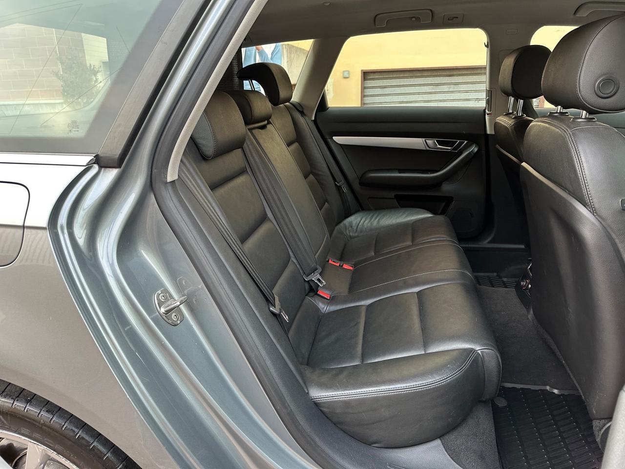 Audi A6 Avant 3.0 V6 TDI 240 CV quattro tiptronic