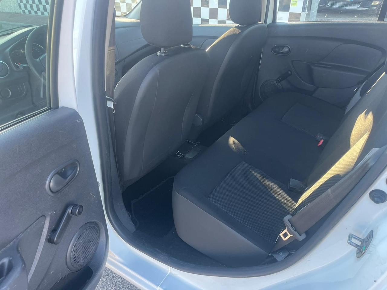 Dacia Sandero 1.2 GPL 75CV Lauréate 2015