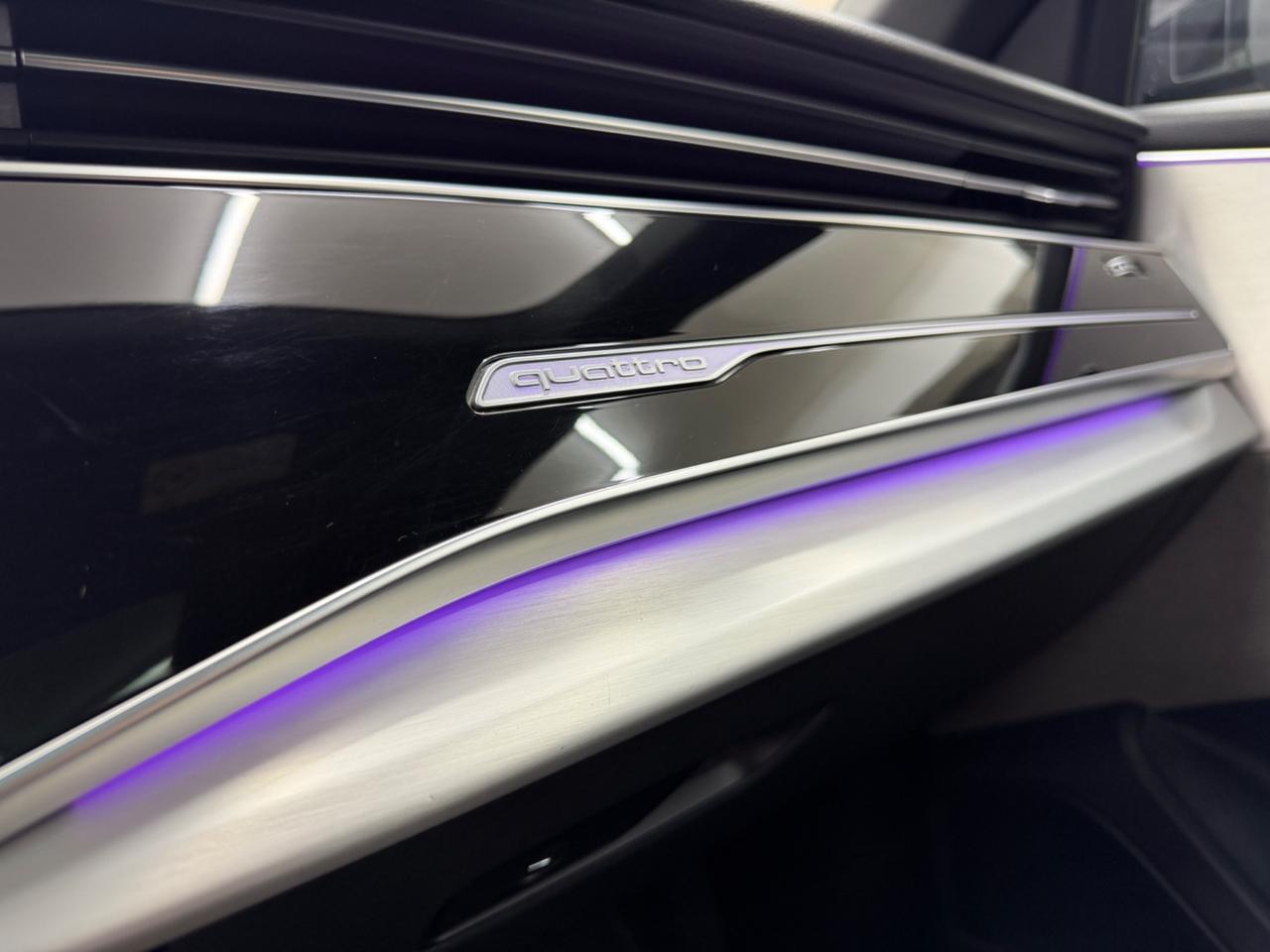 Audi Q8 50 TDI 286 CV 3x S-LINE ITA UFF STRA FULL